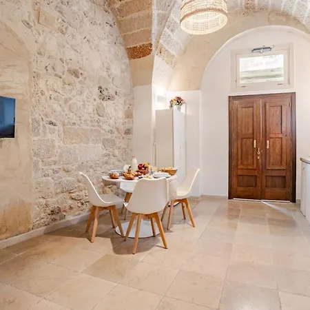 Puntadelsud 1 Dimora Con Volte A Stella In Centro Con Parcheggio Casa de Férias Lecce