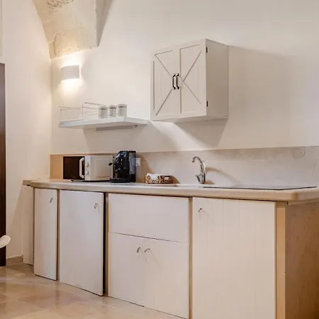 Ferienhaus Puntadelsud 1 Dimora Con Volte A Stella In Centro Con Parcheggio